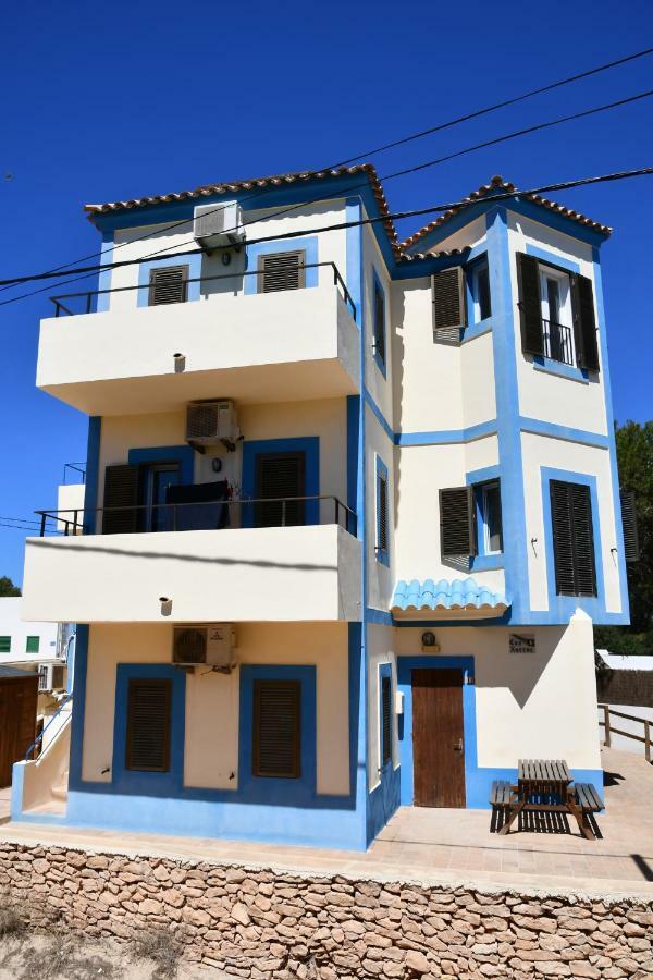 Apartamentos Cas Xurrac Es Calo  Ngoại thất bức ảnh